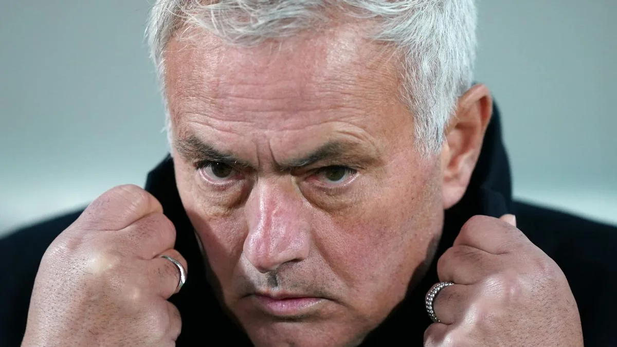 Mou pide un central y un 'Modric' - MARCA