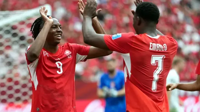 VANCOUVER (Canada), 24/06/2026.- Johan Manzambi of Switzerland celebrates scoring the 2-0 during the FIFA World Cup 2026 group stage match Switzerland against Canada, in Vancouver, Canada, 24 June 2026. (Suiza) EFE/EPA/BOB FRID