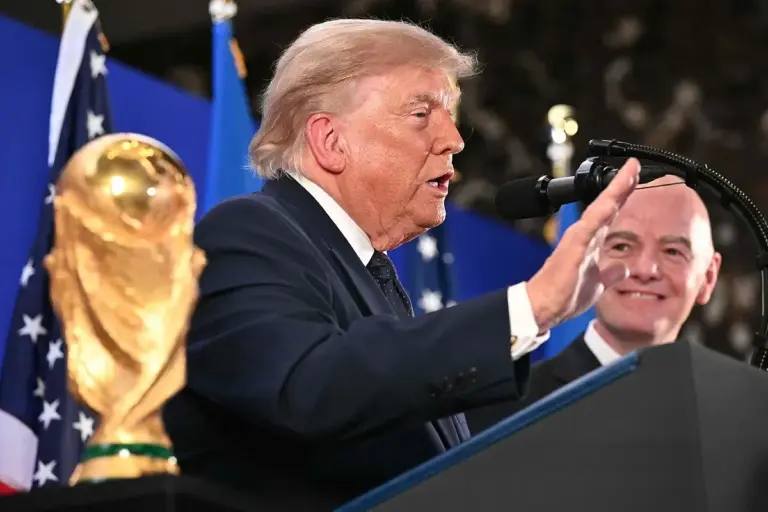 La Casa Real, Rosalía, Bardem y el morboso reencuentro de Trump y Sánchez: la alfombra roja de la final del Mundial - El Mundo