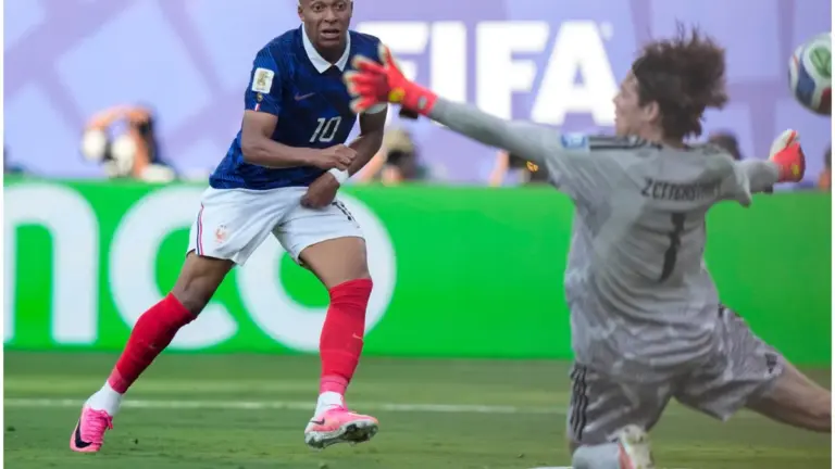 Mbappé-Olise: goles y magia