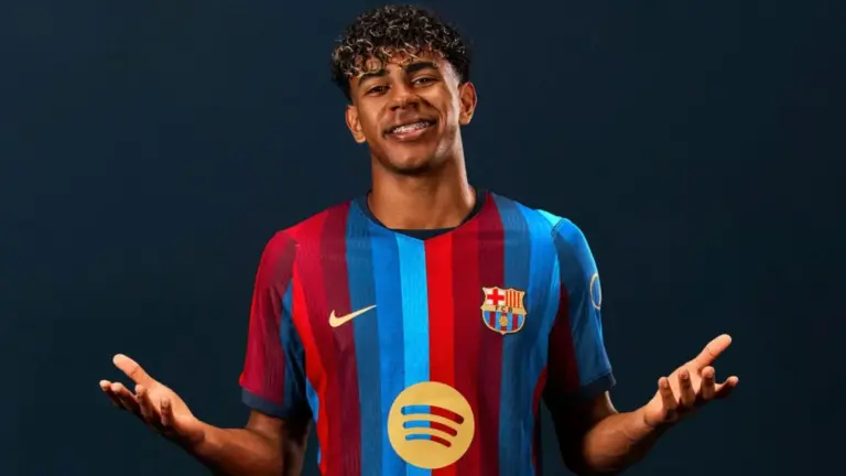 El Barça presenta la equipación de la 26-27