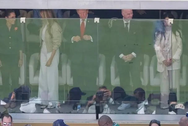 El presidente Donald J. Trump y el presidente de la FIFA, Gianni Infantino, asisten a la final del Mundial de fútbol entre España y Argentina en East Rutherford, Nueva Jersey&nbsp;